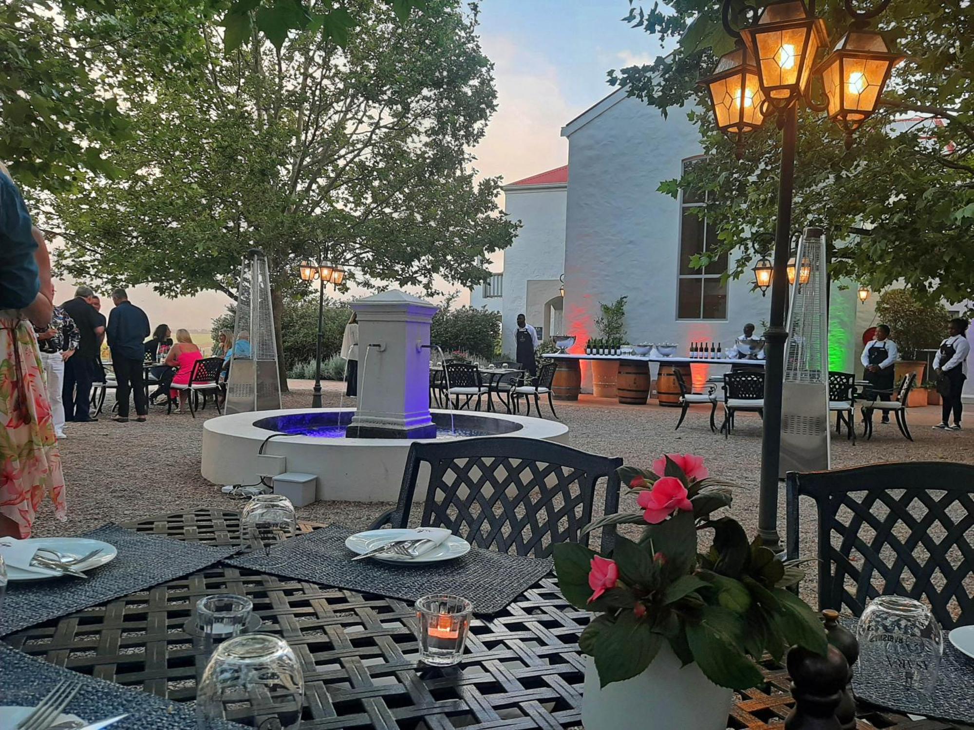 Asara Wine Estate & Hotel Stellenbosch Exteriör bild