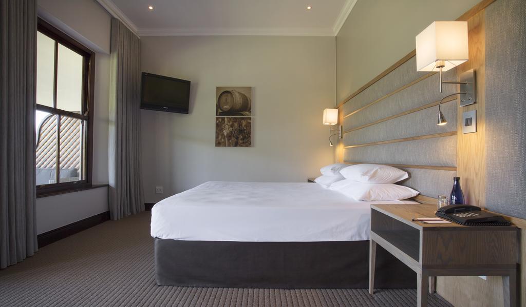 Asara Wine Estate & Hotel Stellenbosch Exteriör bild